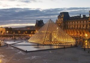 Louvre Paris