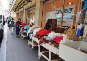 Discount fabric on outside trays